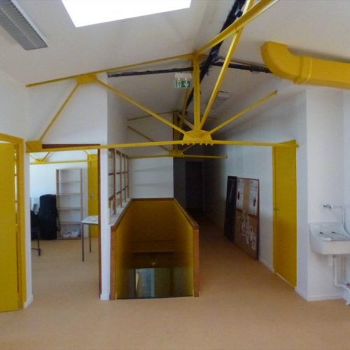 Bureaux-interieur-batiment-professionnel-a-Paris